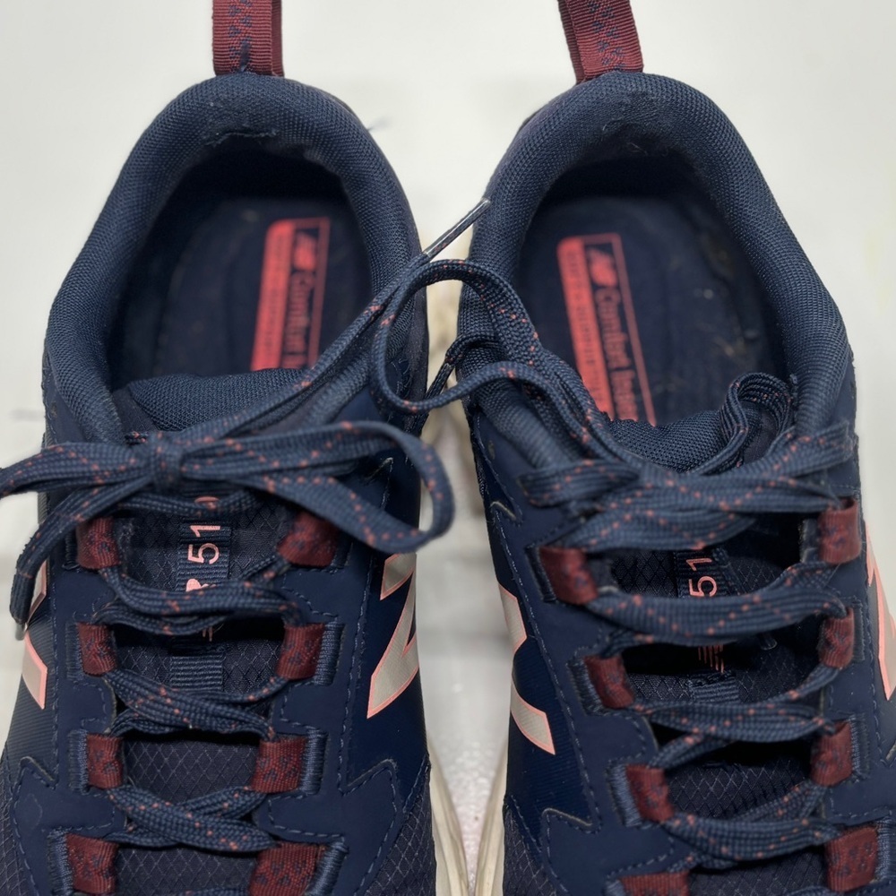 New Balance 510 youth trail running shoe in Navy and Pink size 4.5Y - Picture 10 of 12